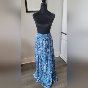 Franchesca's Mi Ami Floral Maxi Skirt W Slit- Small NWT